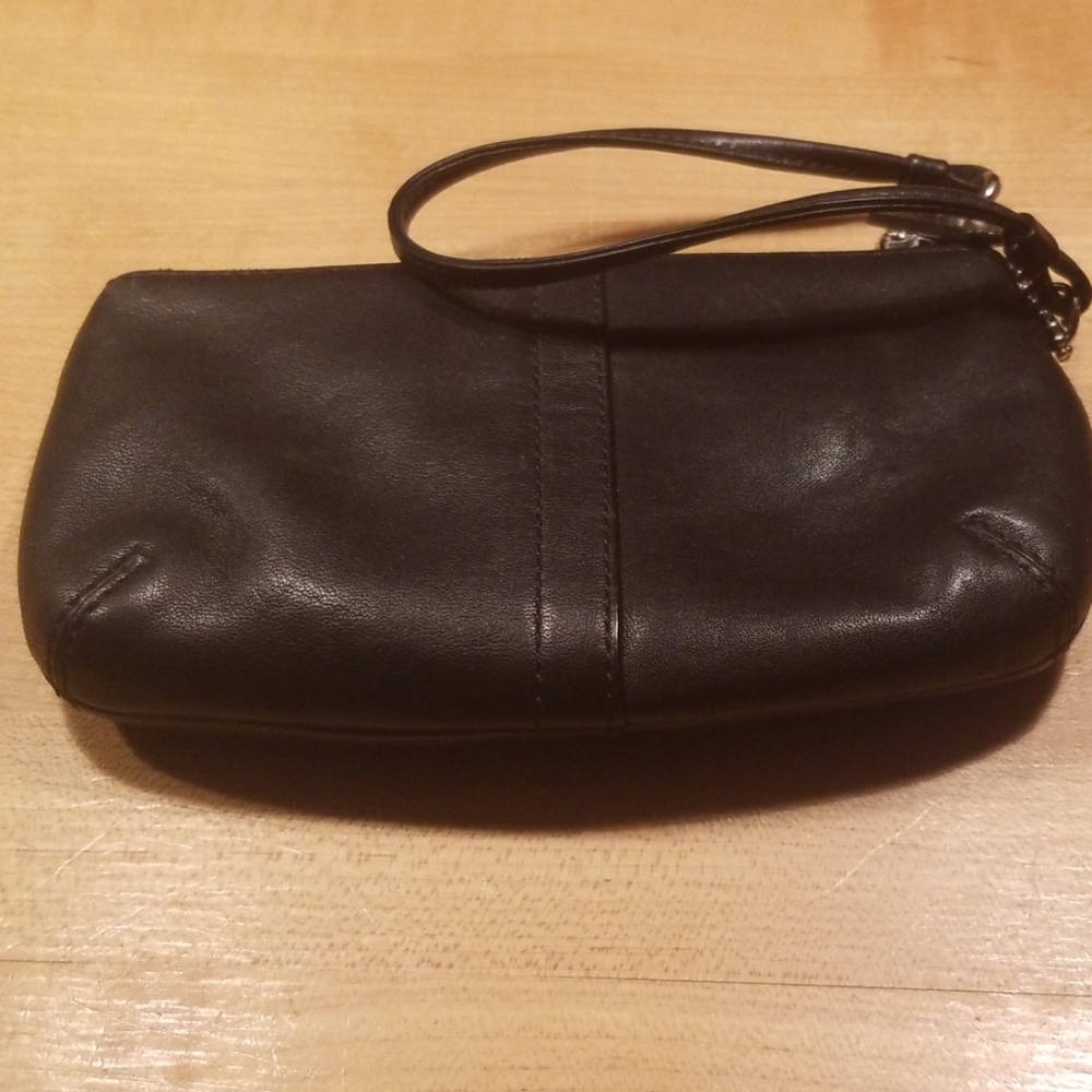 Coach wristlet - Picture 5 of 8